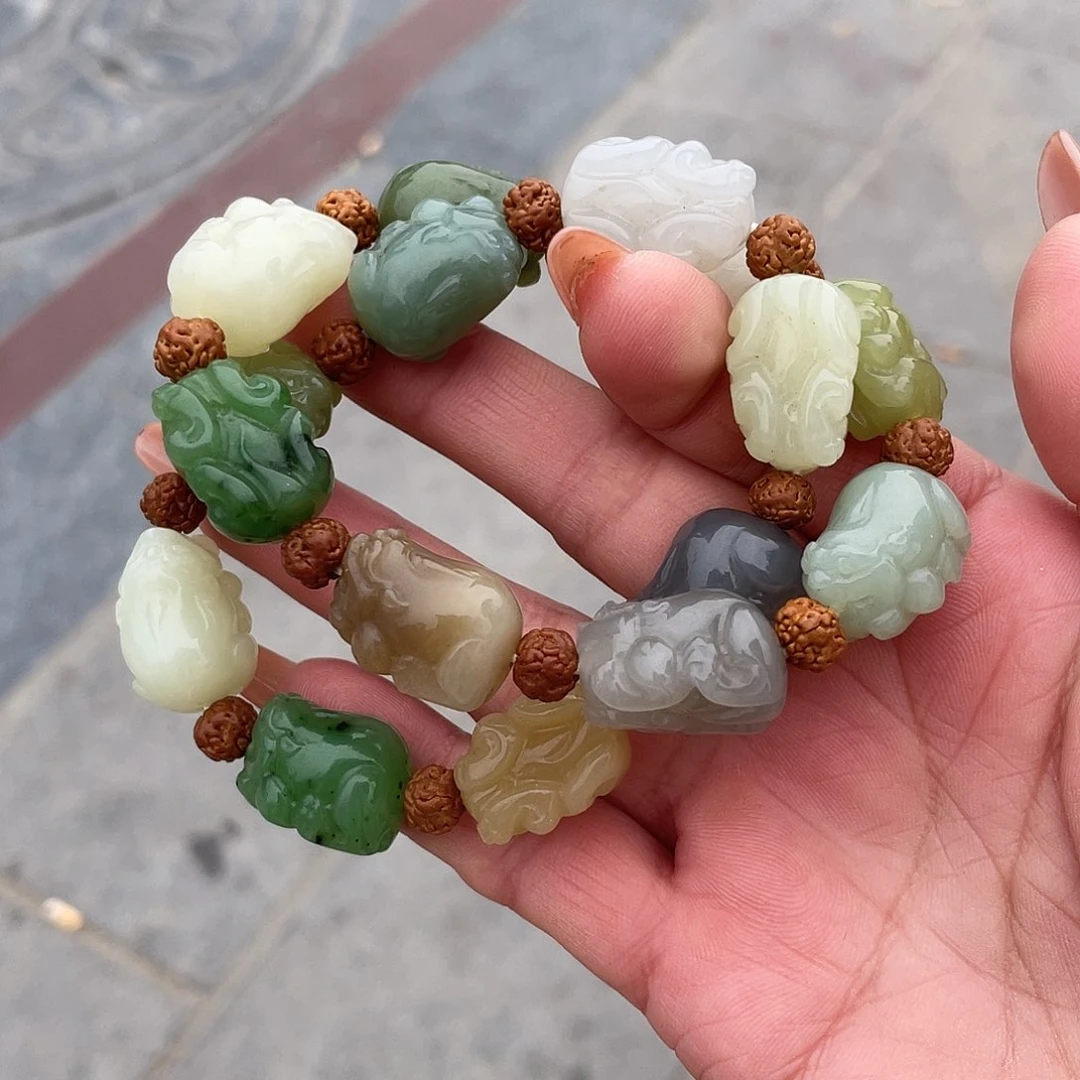 和田玉颈饰未镶嵌多样性发货，发其一