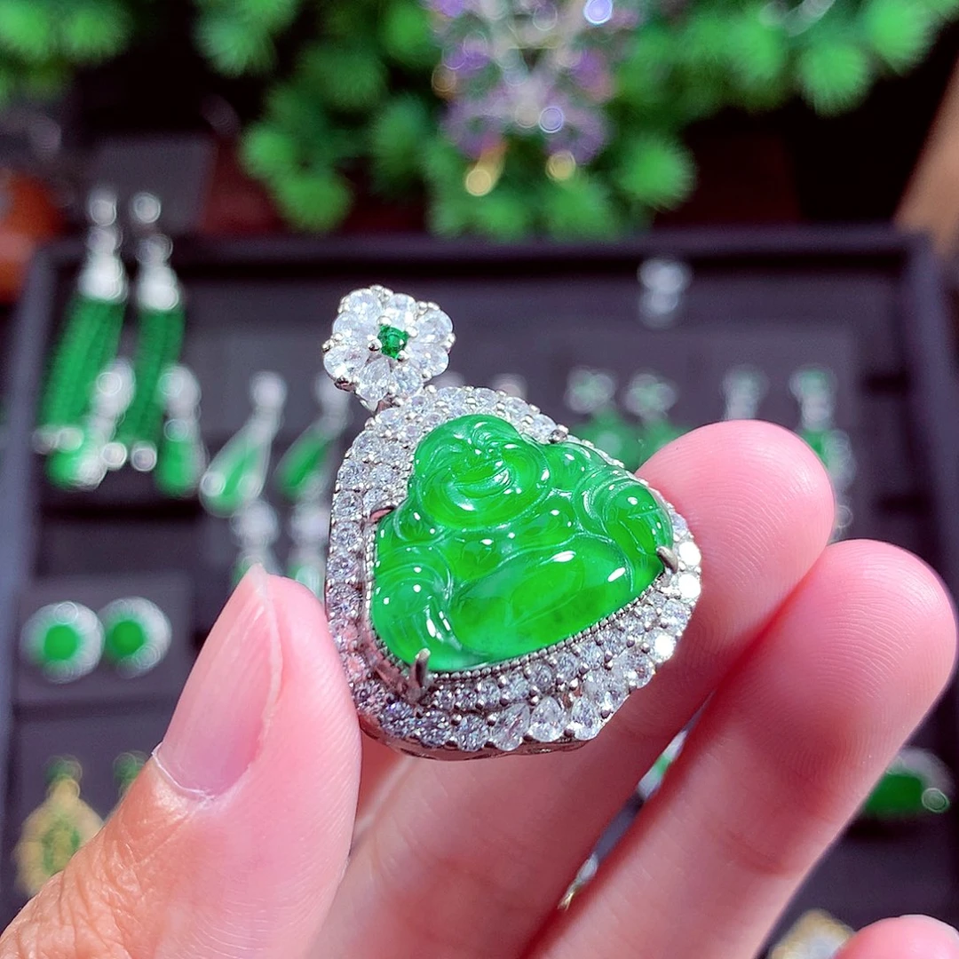 颈饰未镶嵌翡翠天然