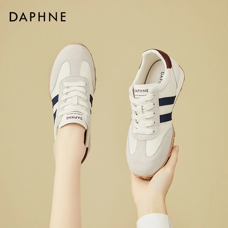 达芙妮德训鞋女2025新款春季百搭运动休闲鞋经典百搭平底阿甘女鞋