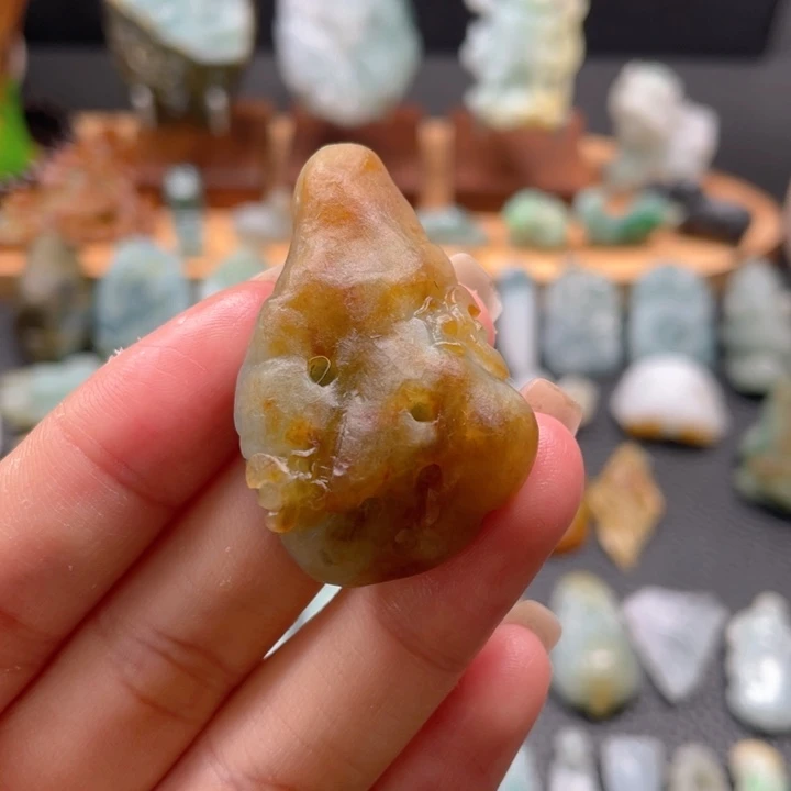 定制翡翠未镶嵌翡翠