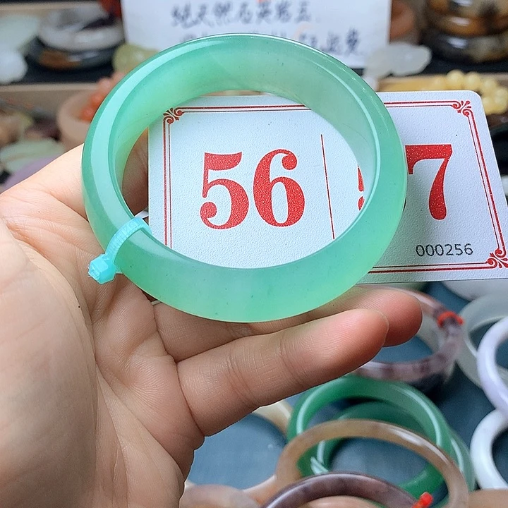 石英质玉（黄龙玉）未镶嵌手镯