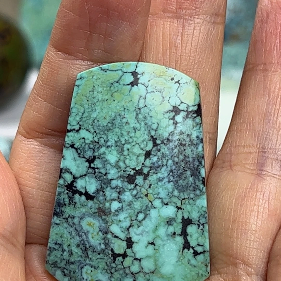 绿松石未镶嵌天然原矿绿松石