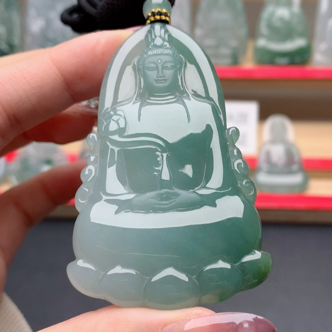 翡翠未镶嵌颈饰素衣观音