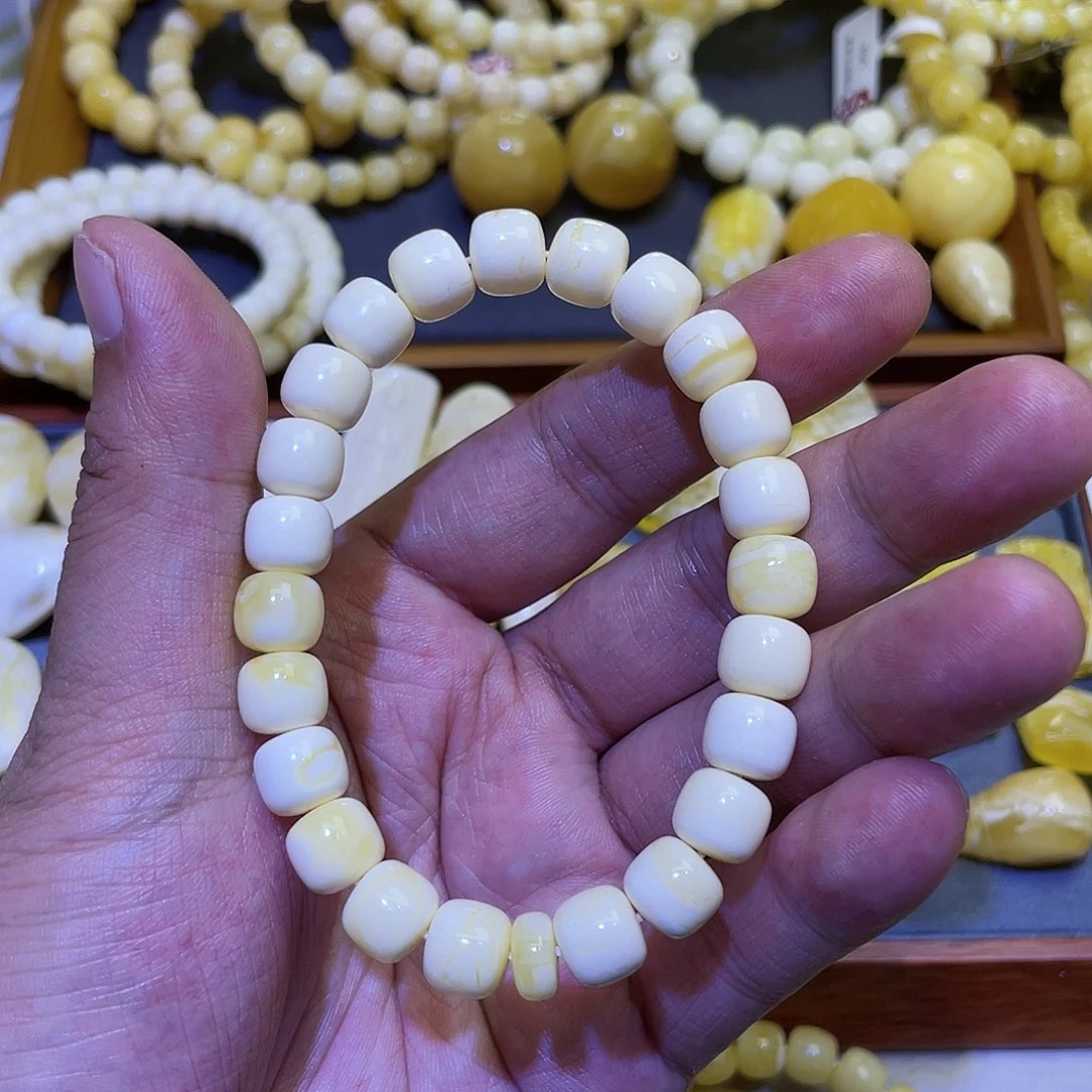 蜜蜡手串未镶嵌9.5mm瓷白妖花
