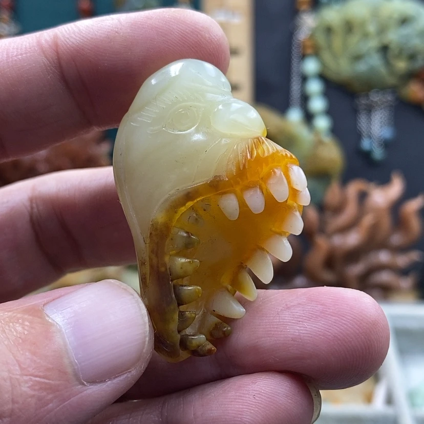 【闪购商品】未镶嵌蛇纹石玉吊坠