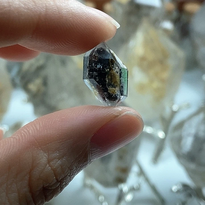 水晶颈饰未镶嵌糖心