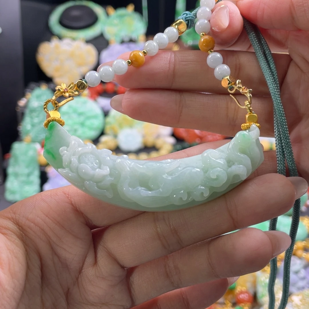 翡翠未镶嵌颈饰代编织