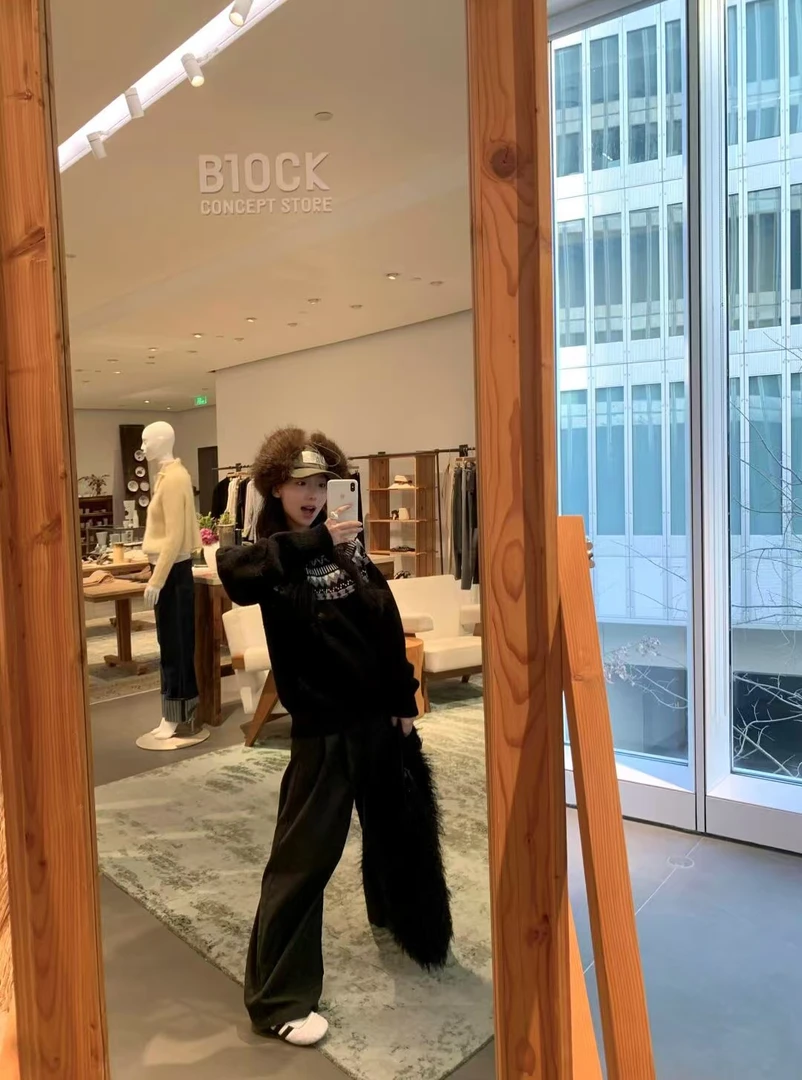 复古费尔岛提花圆领长袖针织衫女2024冬新款宽松百搭黑色套头毛衣