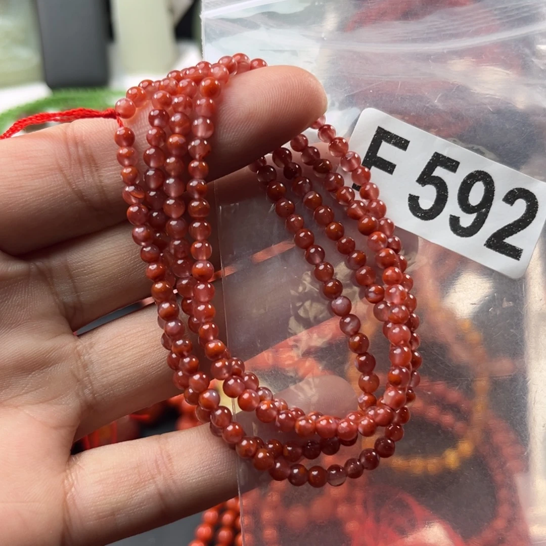 南红玛瑙未镶嵌珠宝奇石