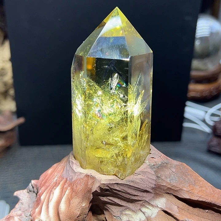 黄晶珠宝半成品未镶嵌净体爆彩黄水晶