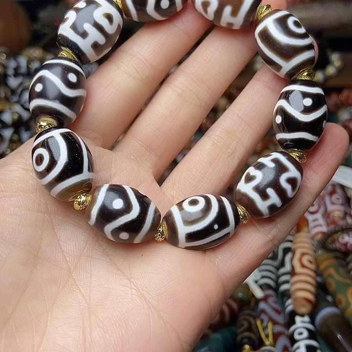 黑白多宝天珠手串