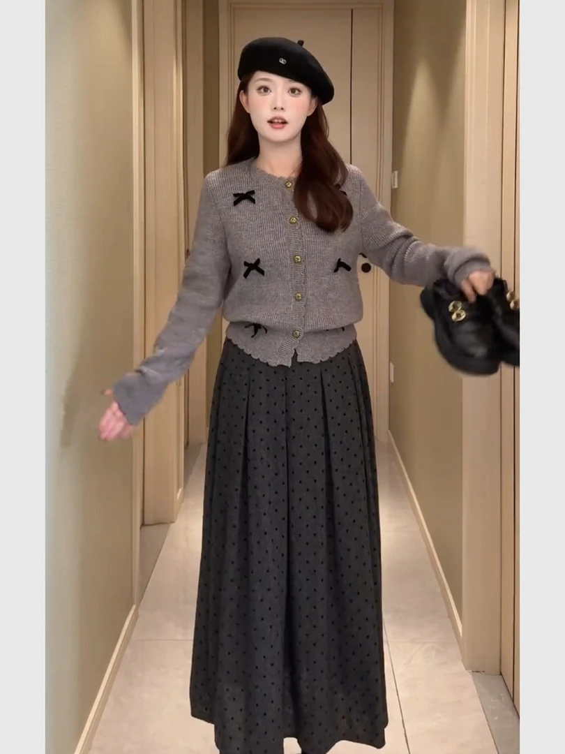 韩系早秋穿搭一整套灰色蝴蝶结收腰针织开衫百褶裙半身裙休闲套装