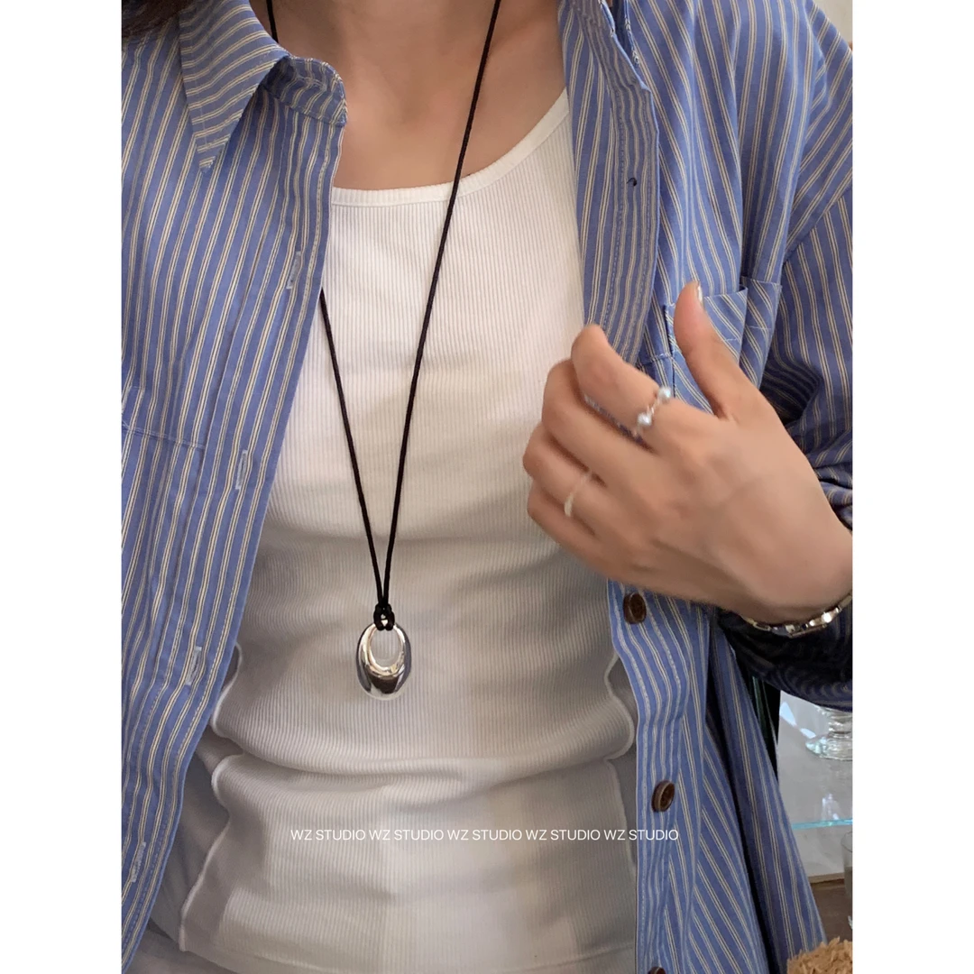 合金项链 长款黑绳立体水滴项链女款夏季轻奢高级感简约吊坠