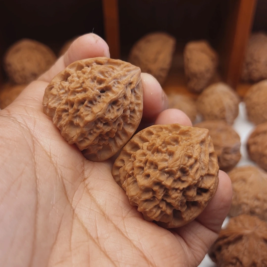 吊坠文玩核桃36尺全品珊瑚纹