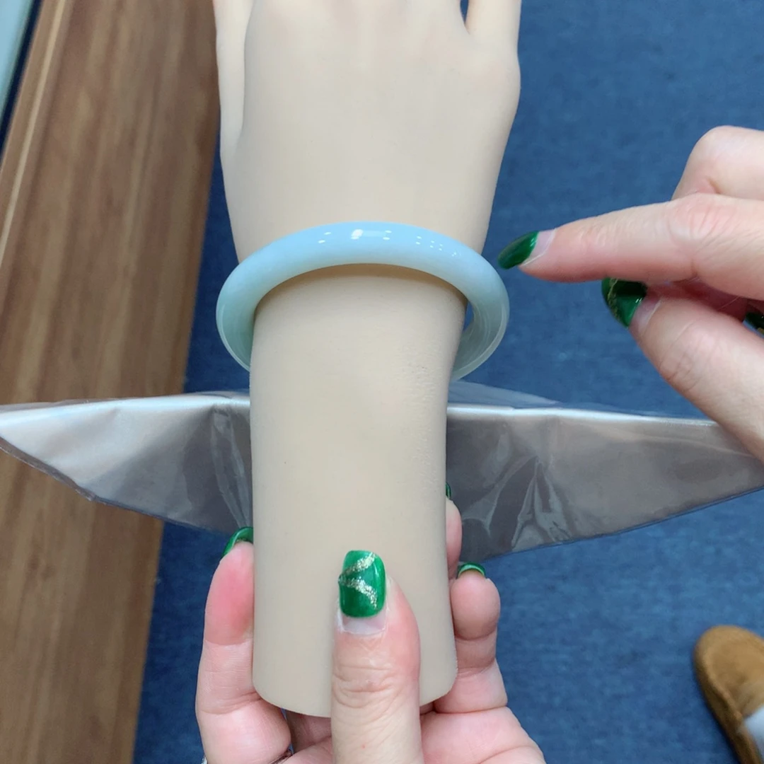 未镶嵌手镯翡翠买断