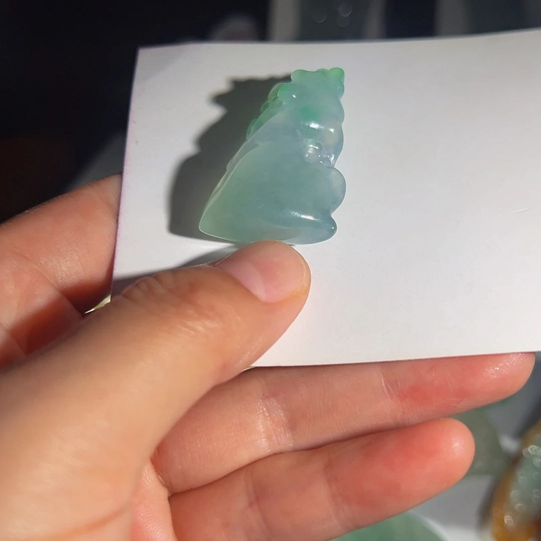 定制翡翠未镶嵌b****g