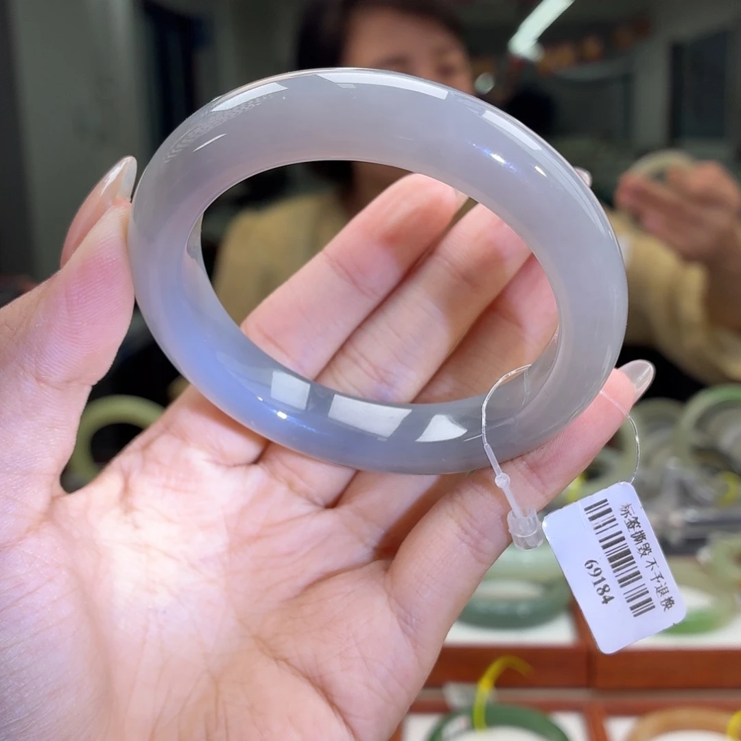 和田玉手镯未镶嵌54