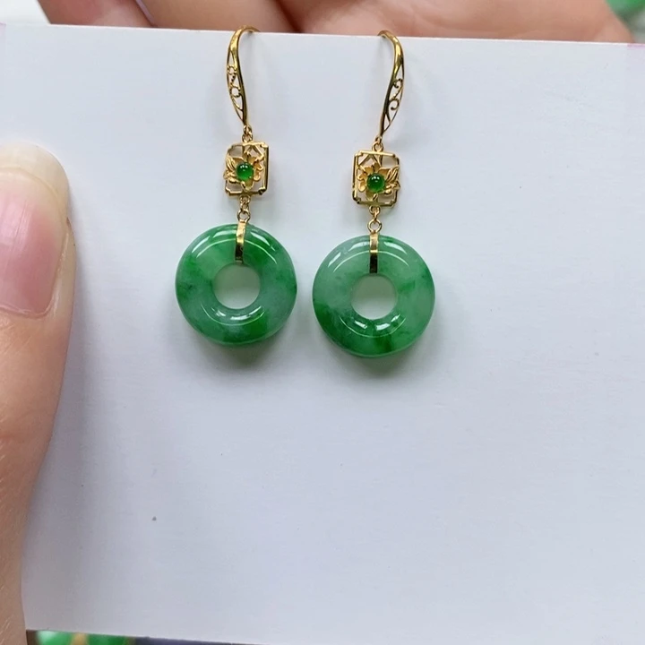 翡翠未镶嵌颈饰吊坠