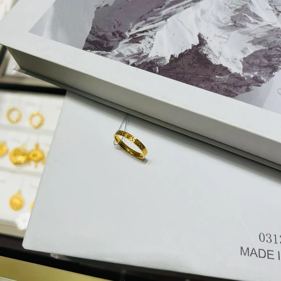 足金碎碎冰黄金戒指时尚百搭