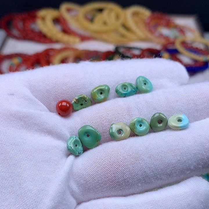 南红玛瑙未镶嵌珠宝奇石