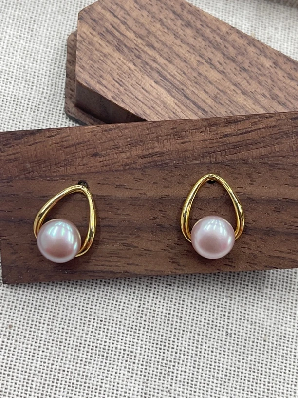 1079紫粉珍珠耳钉