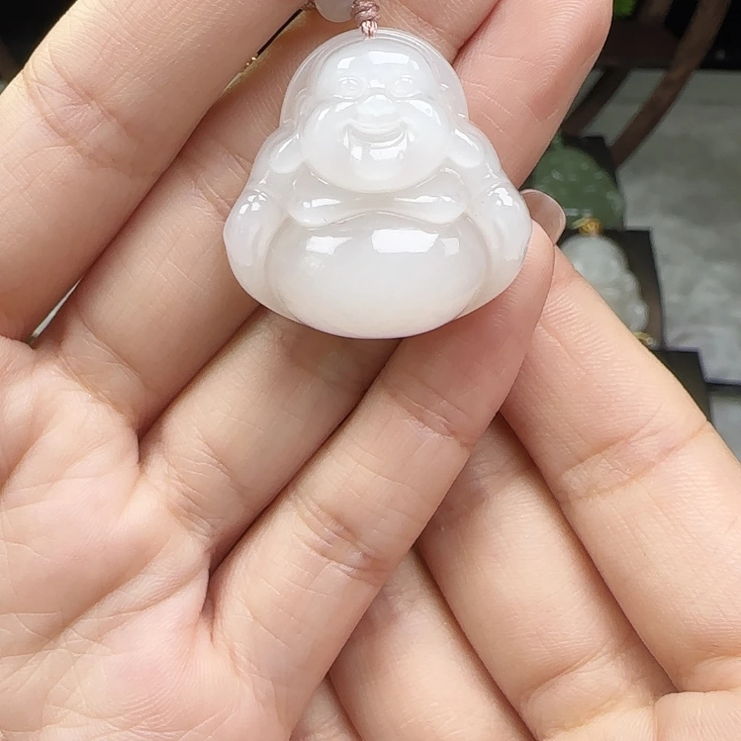 和田玉未镶嵌吊坠(赠链)