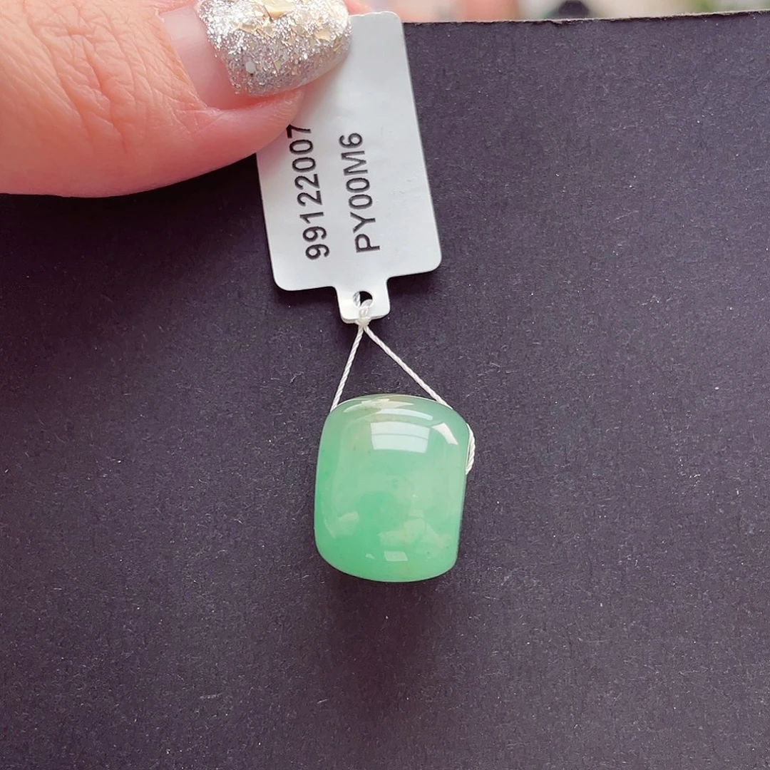 更***新石英质玉未镶嵌颈饰路路通