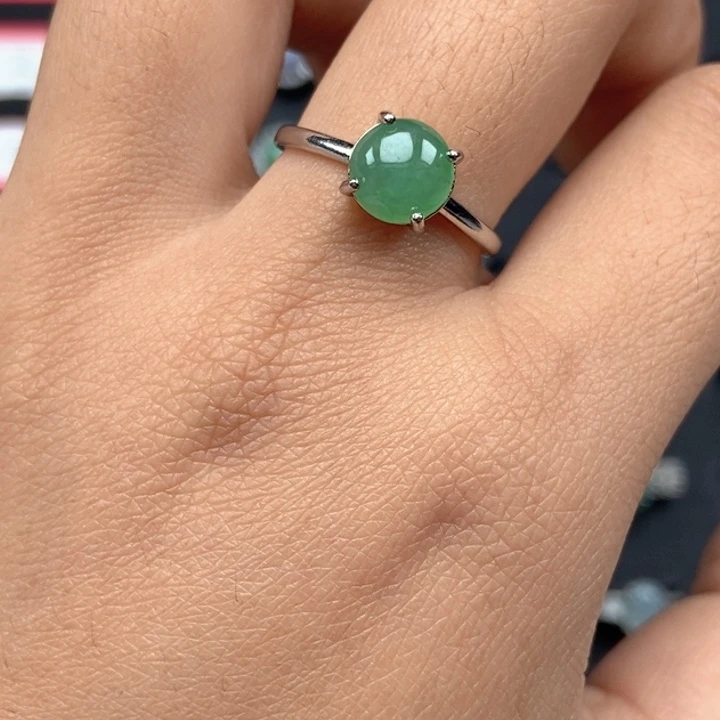 翡翠未镶嵌戒指戒指