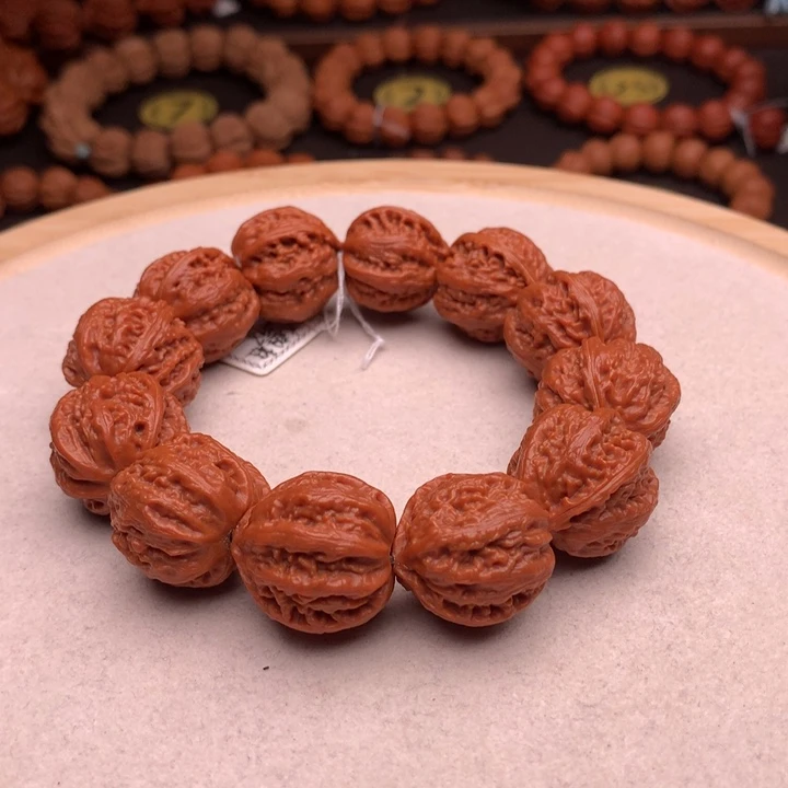 文玩核桃手串红皮八棱