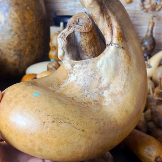 困**行大宽筋异形厚皮摆件