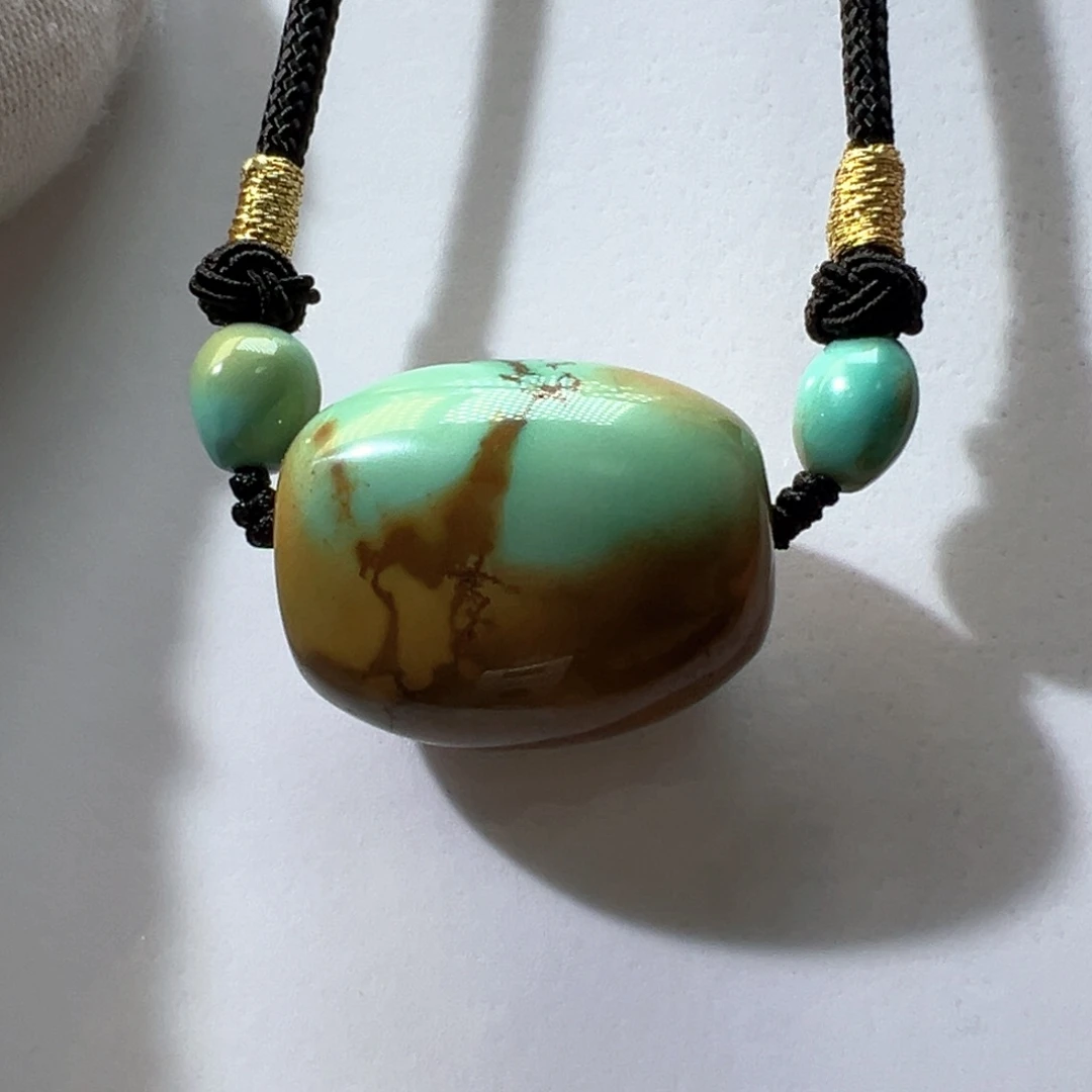 绿松石未镶嵌挂件