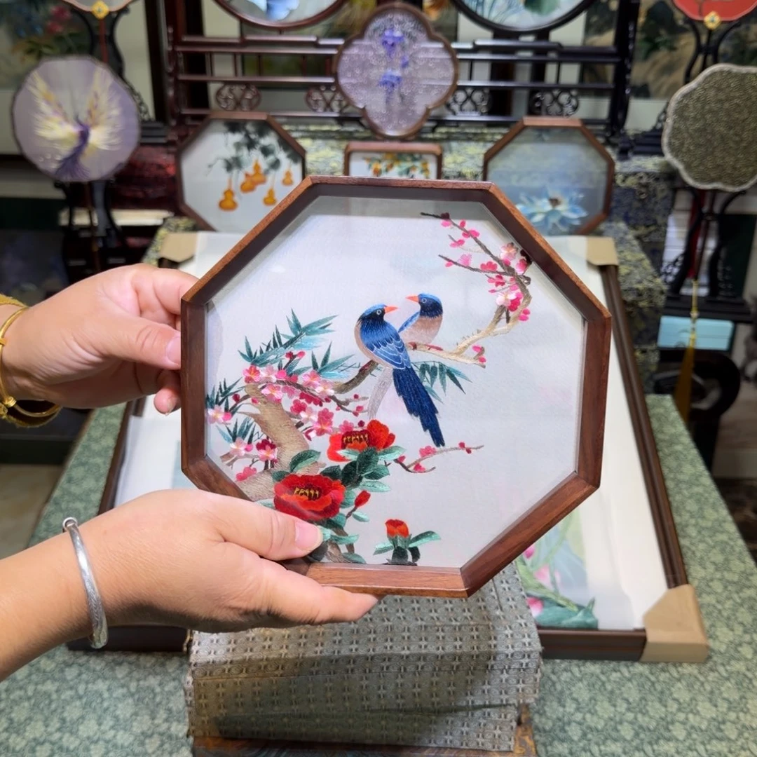 刺绣手工苏绣工艺制作技艺精湛