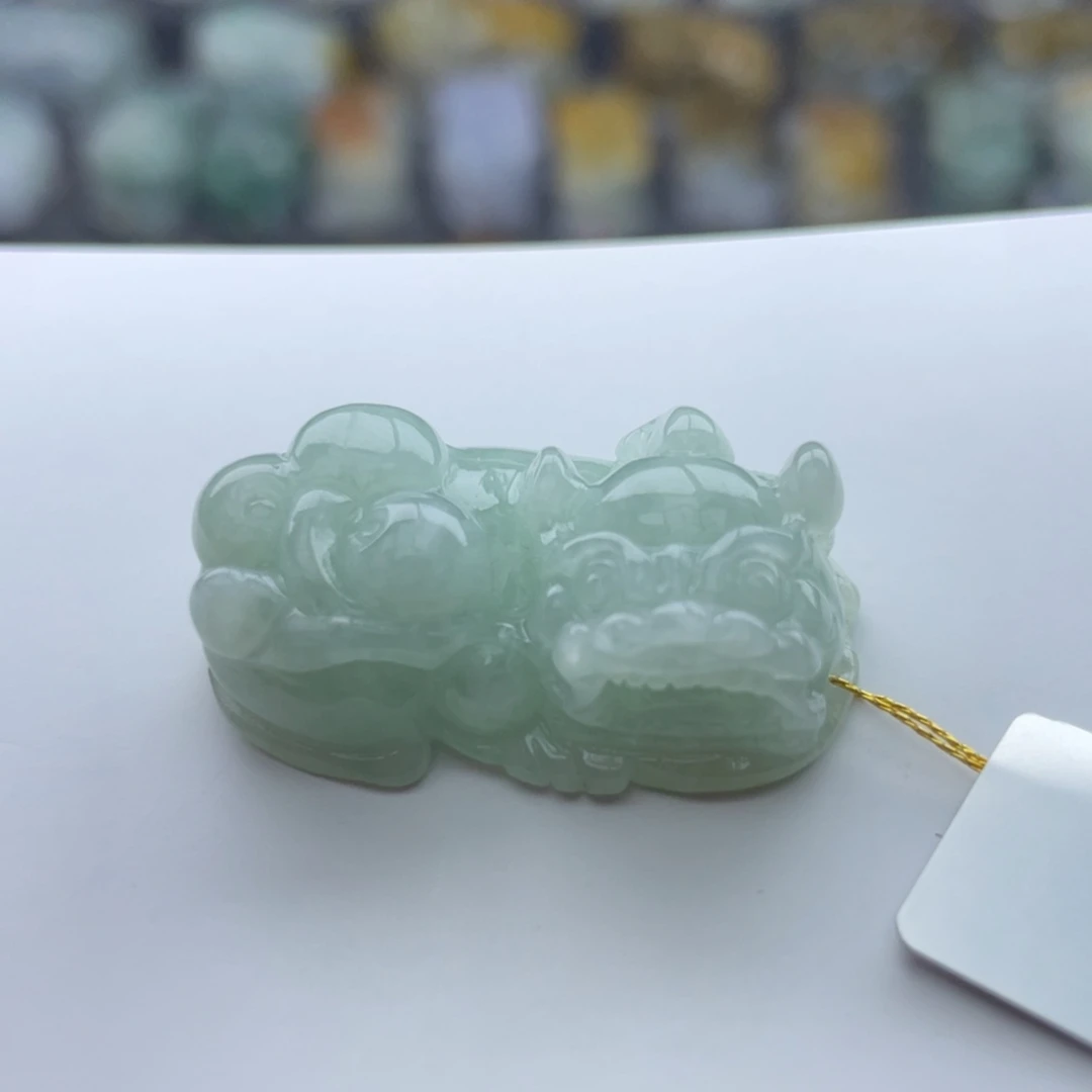 翡翠未镶嵌颈饰002