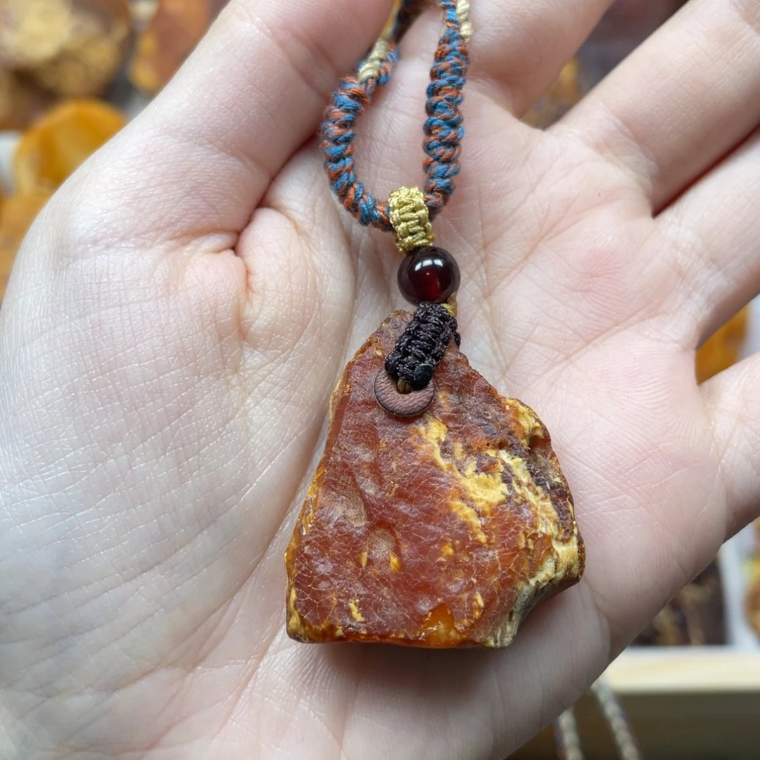 琥珀珠宝奇石未镶嵌