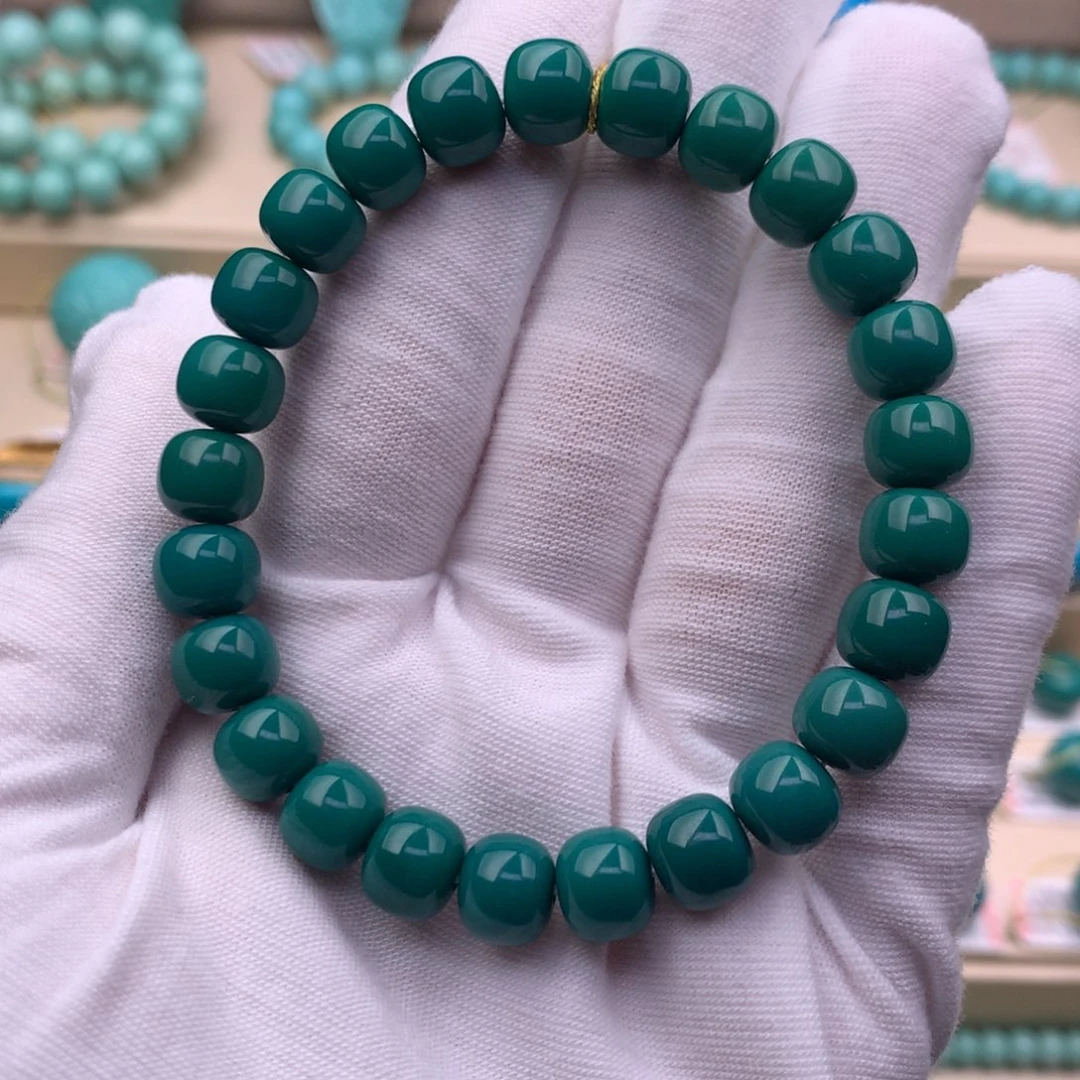 富***楼绿松石未镶嵌珠宝奇石