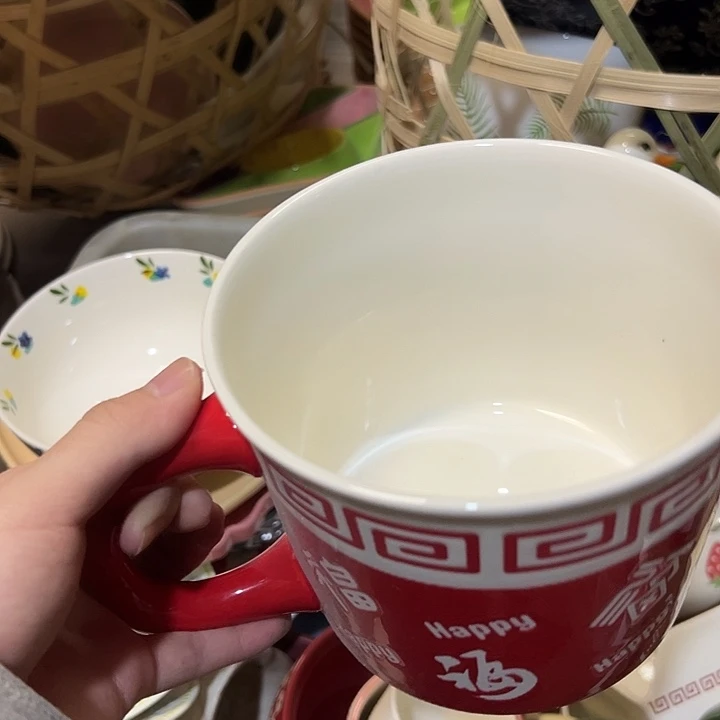 瓷陶瓷微微的颤动