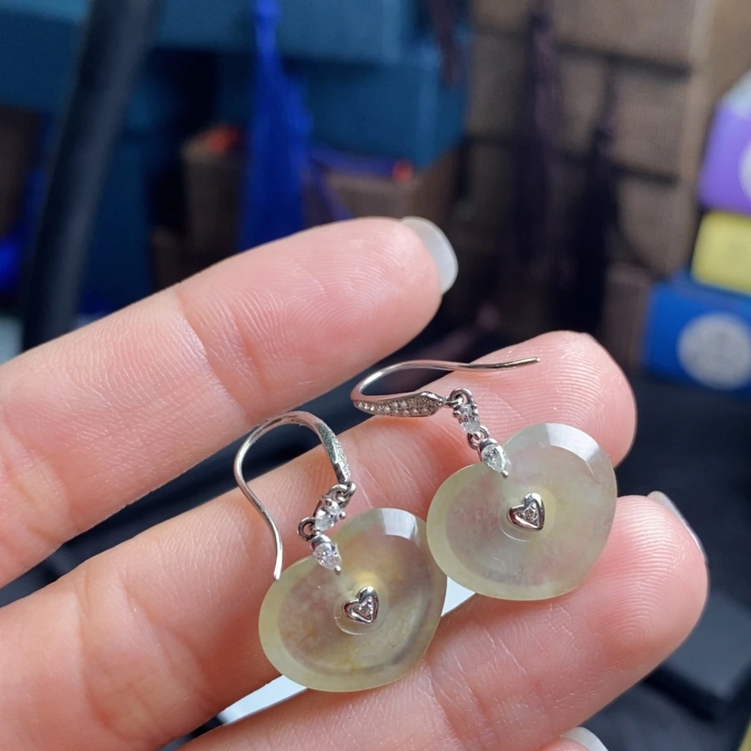 翡翠18K金镶嵌耳饰冰糖黄桃心耳钩