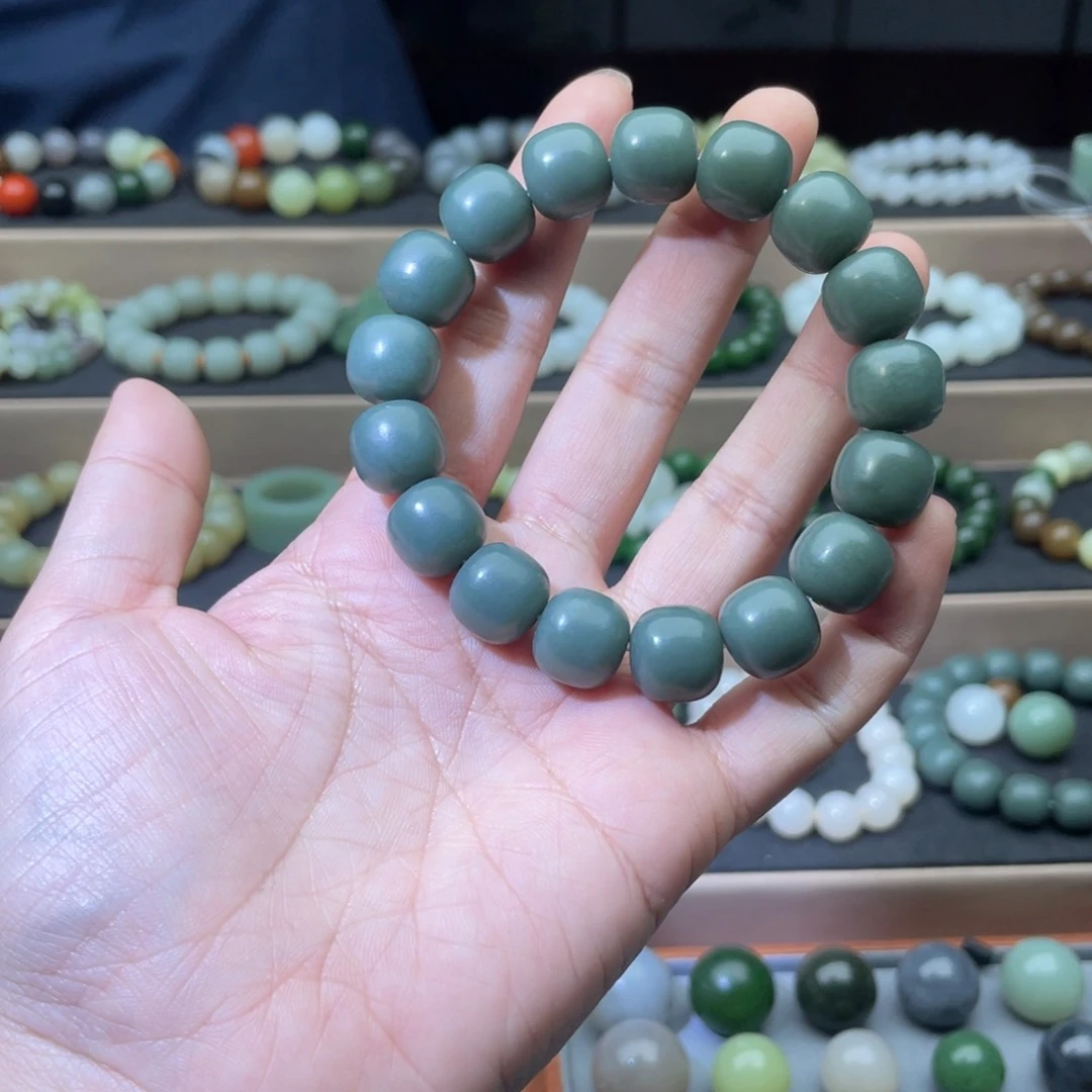 和田玉手链未镶嵌卡13