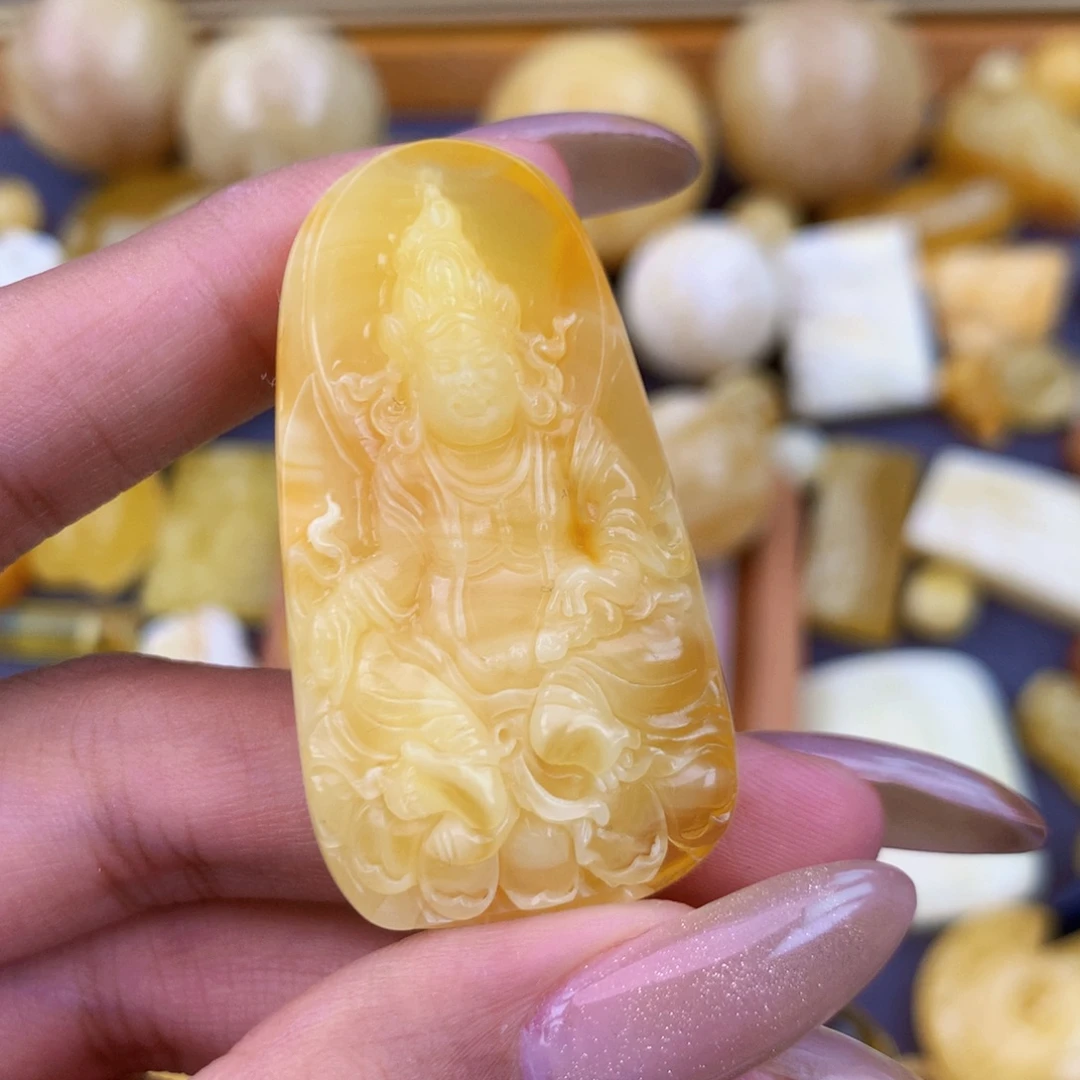 琥珀未镶嵌珠宝奇石