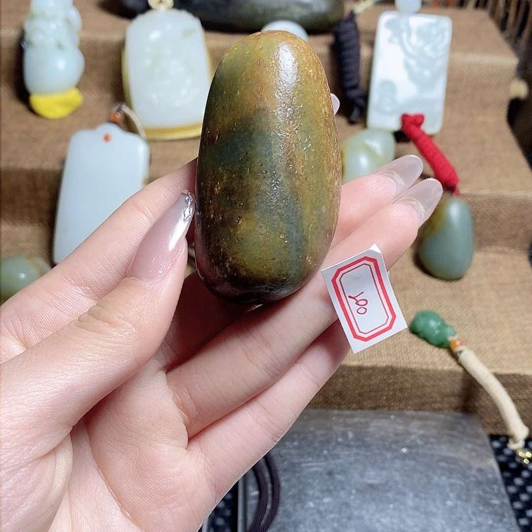 未镶嵌和田玉挂件200