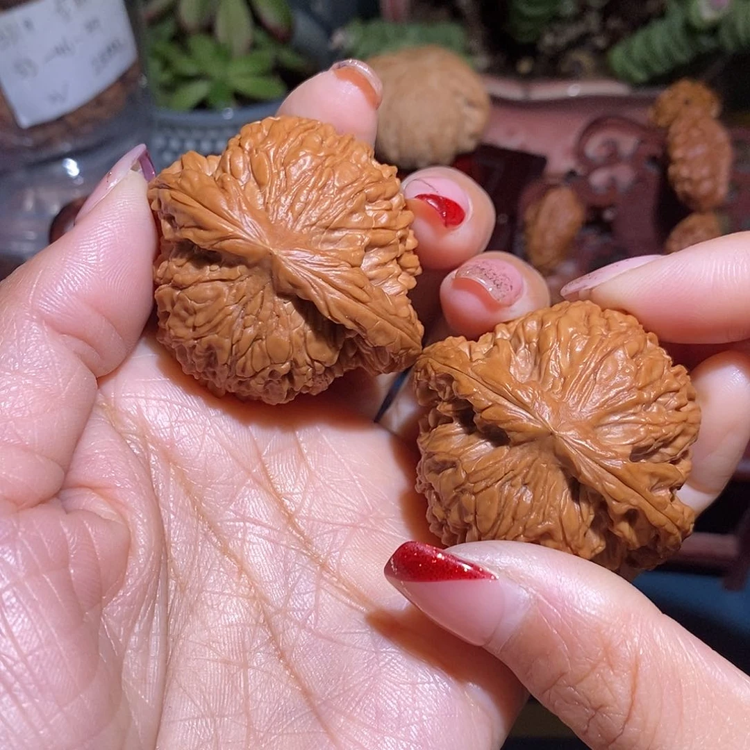 文玩核桃把件44.5南疆石