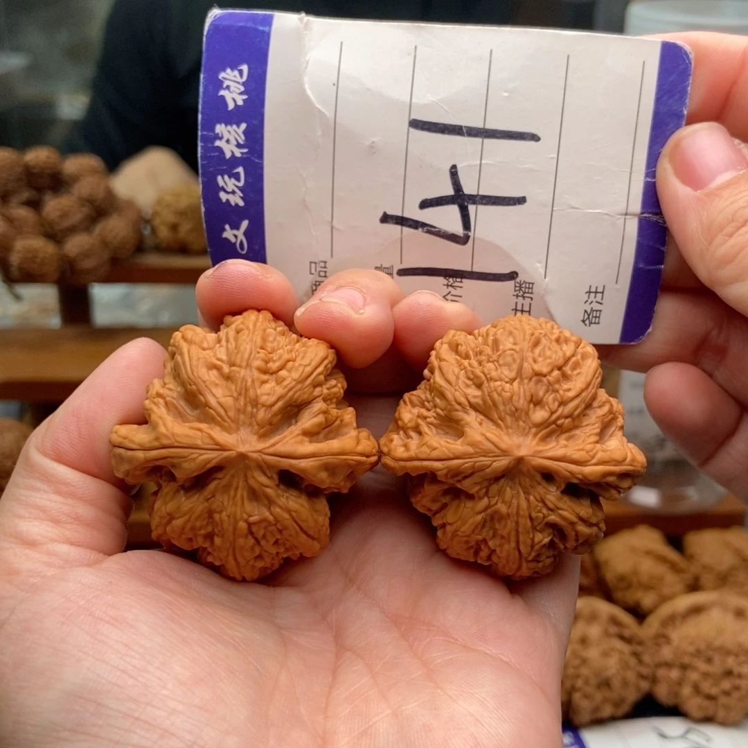 文玩核桃把件42粗筋