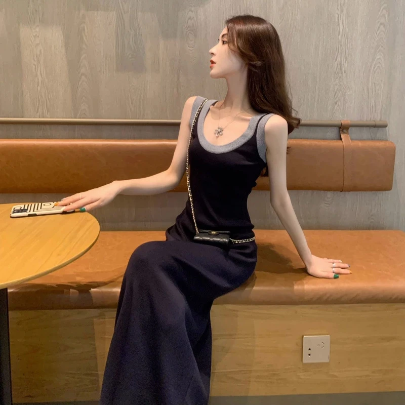撞色针织背心连衣裙长裙子女夏季设计感小众气质收腰显瘦吊带裙