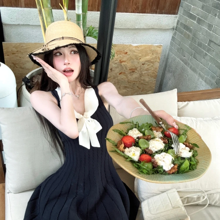 新款蝴蝶结无袖连衣裙女夏季纯欲风a字裙针织显瘦修身收腰裙子女
