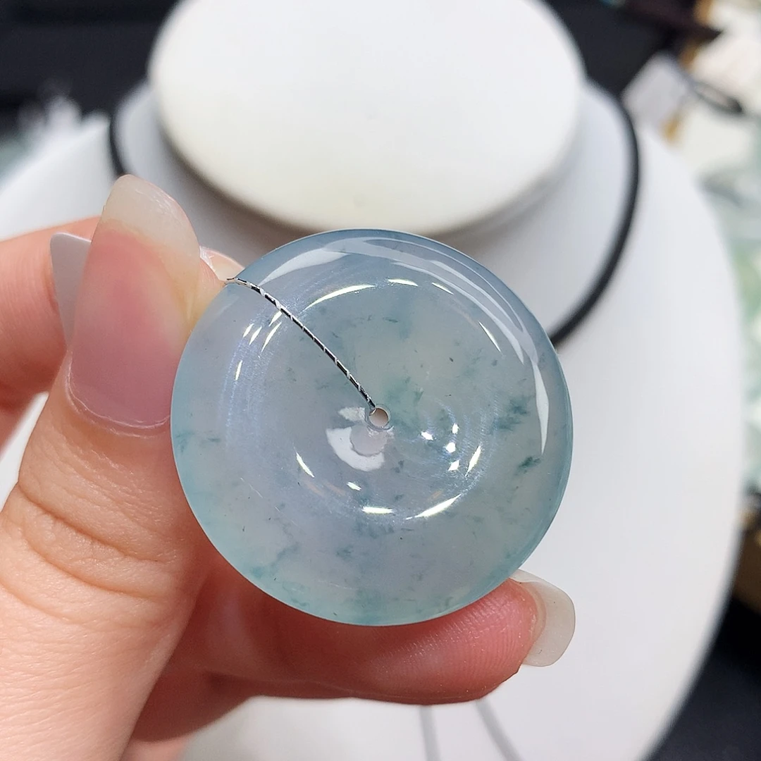翡翠未镶嵌胸饰翡翠135，30.3/6