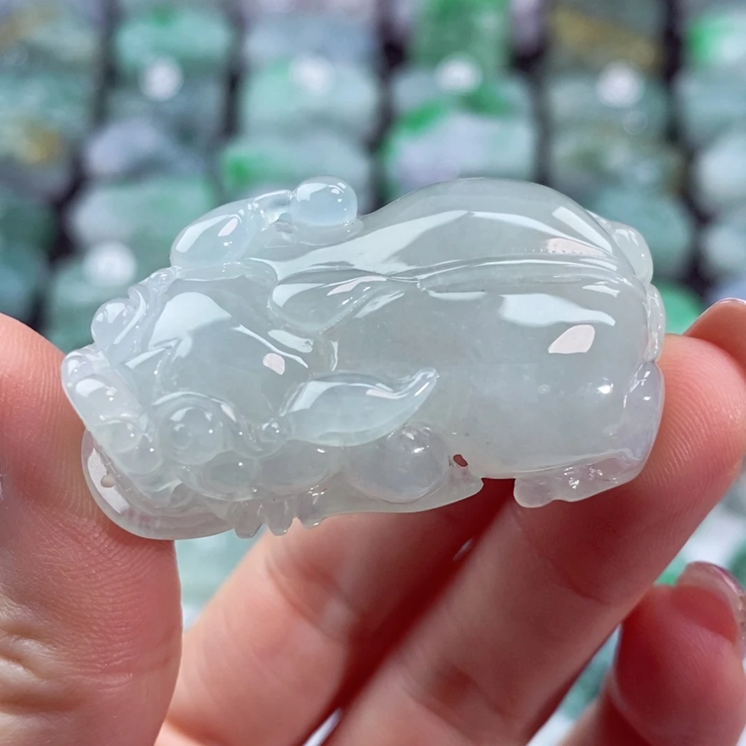 颈饰未镶嵌翡翠天然