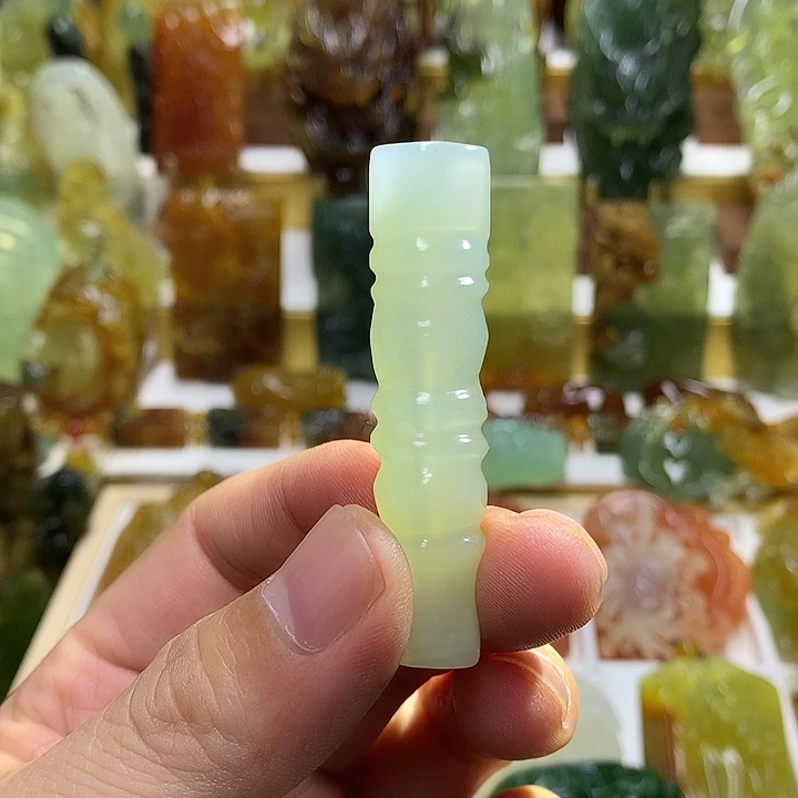 蛇纹石玉未镶嵌珠宝半成品