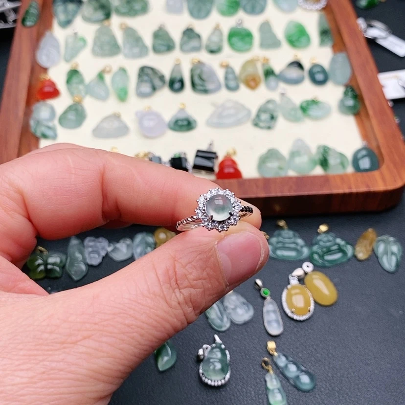 【闪购商品】翡翠戒指银S925镶嵌p****n吊坠