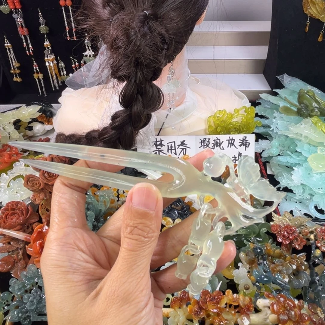 未镶嵌岫玉发饰瑕疵