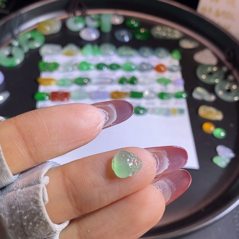 【闪购商品】翡翠挂件未镶嵌金蟾